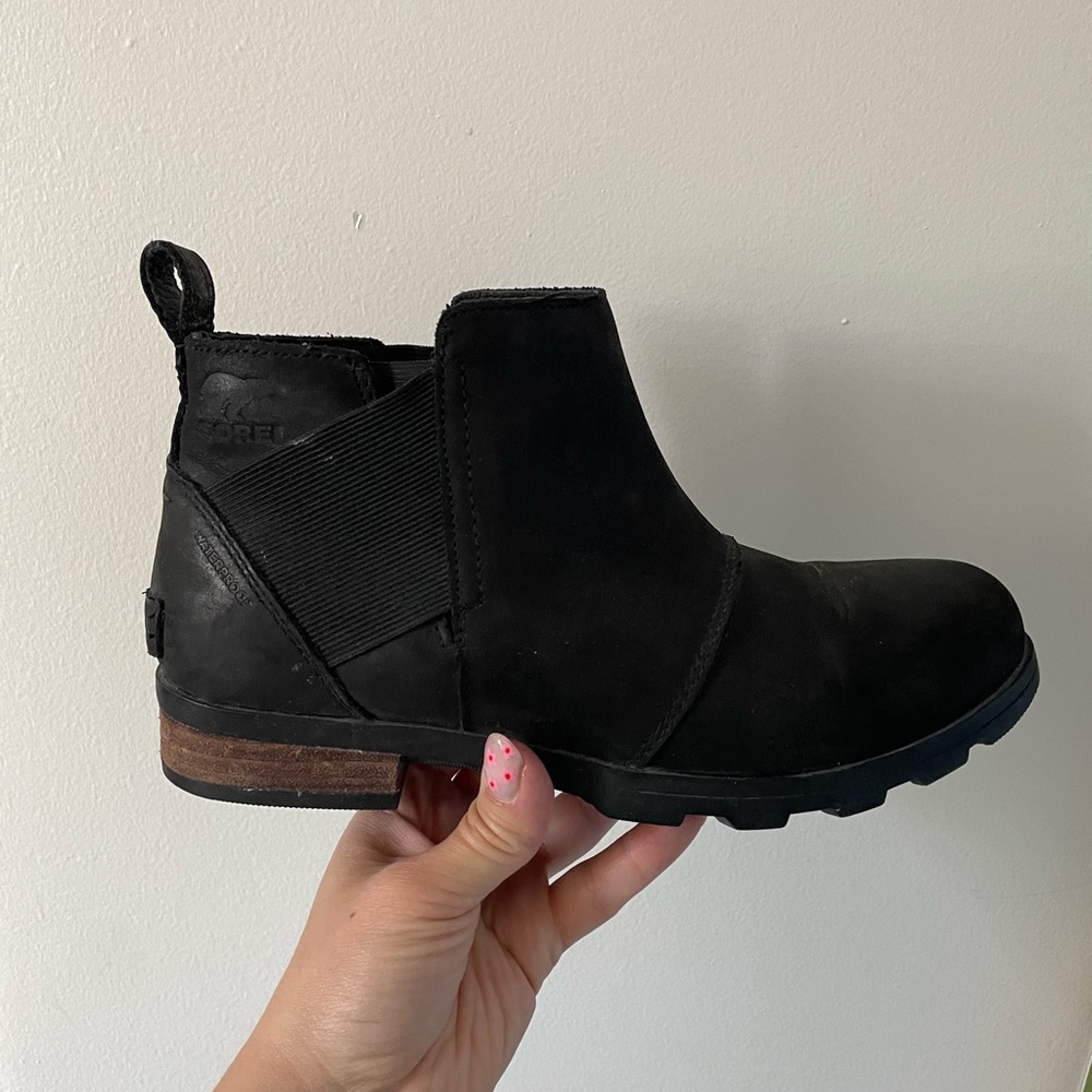SOREL EMELIE Black Leather Chelsea Ankle Boots Size 8.5